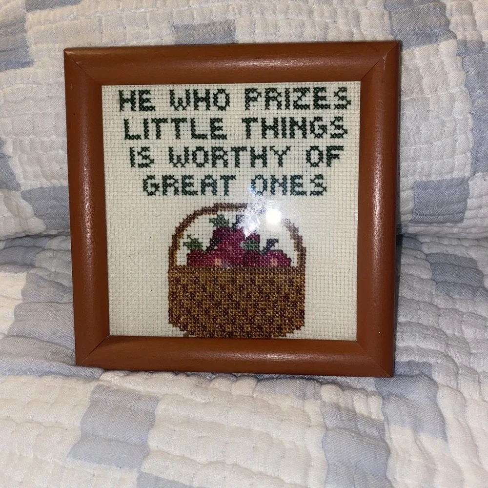 Vintage 80s‎ Counted Cross Stitch Basket Of Apples with quote Framed 5X5